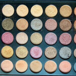Morphe 35F "Fall Into Frost" Eyeshadow Palette